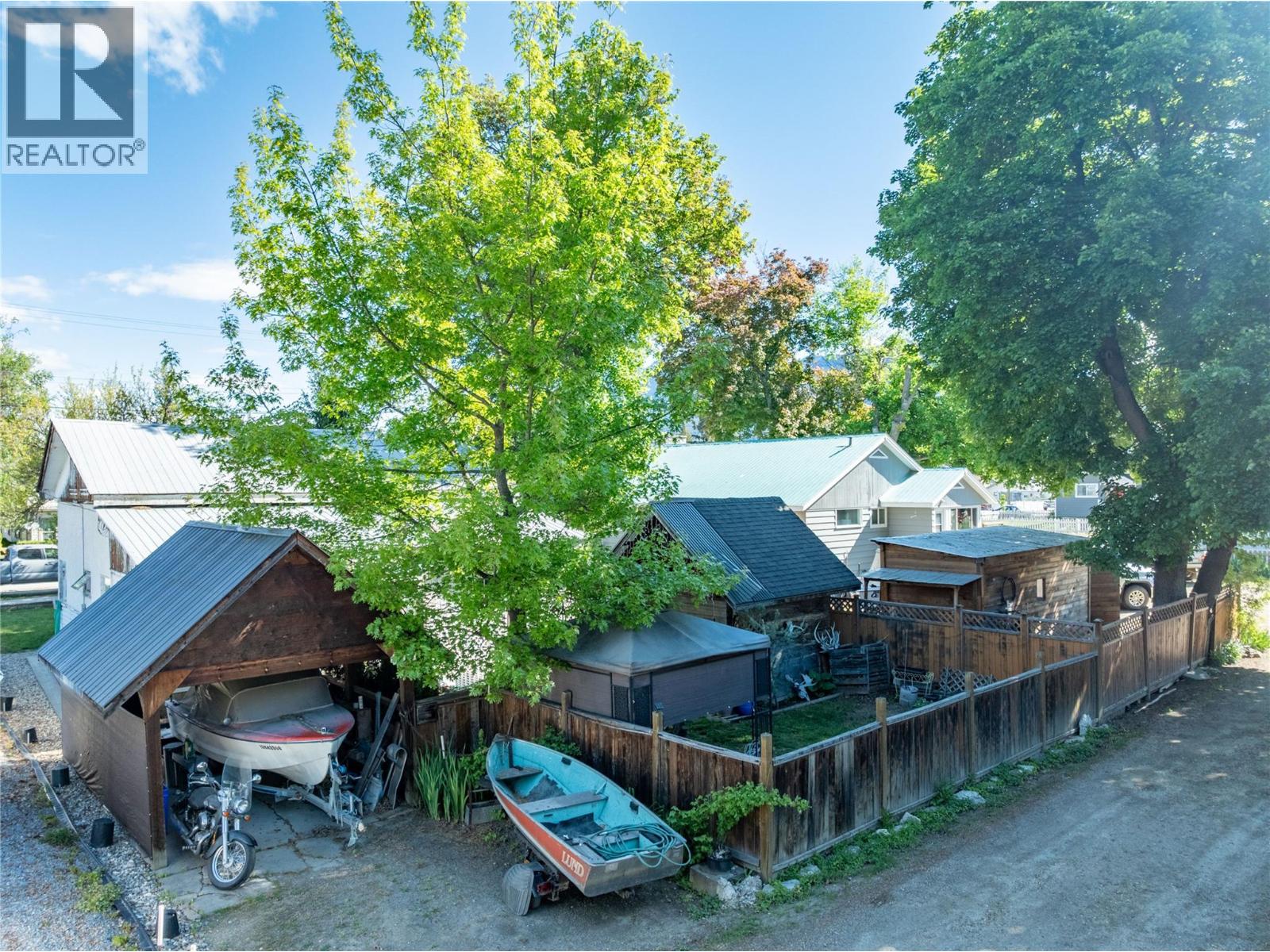 704 Knight Avenue, Enderby