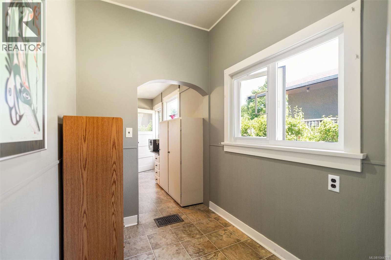 1456 Denman St - 14