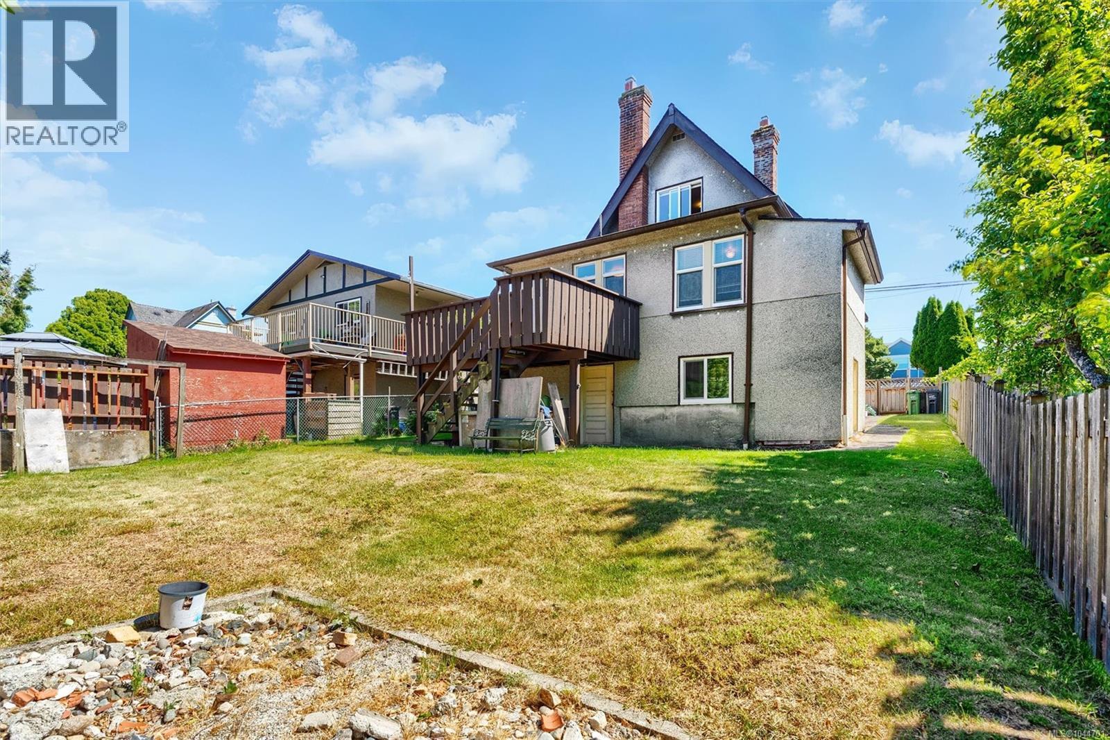 1456 Denman St - 31