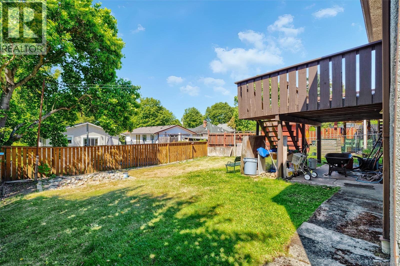 1456 Denman St - 32
