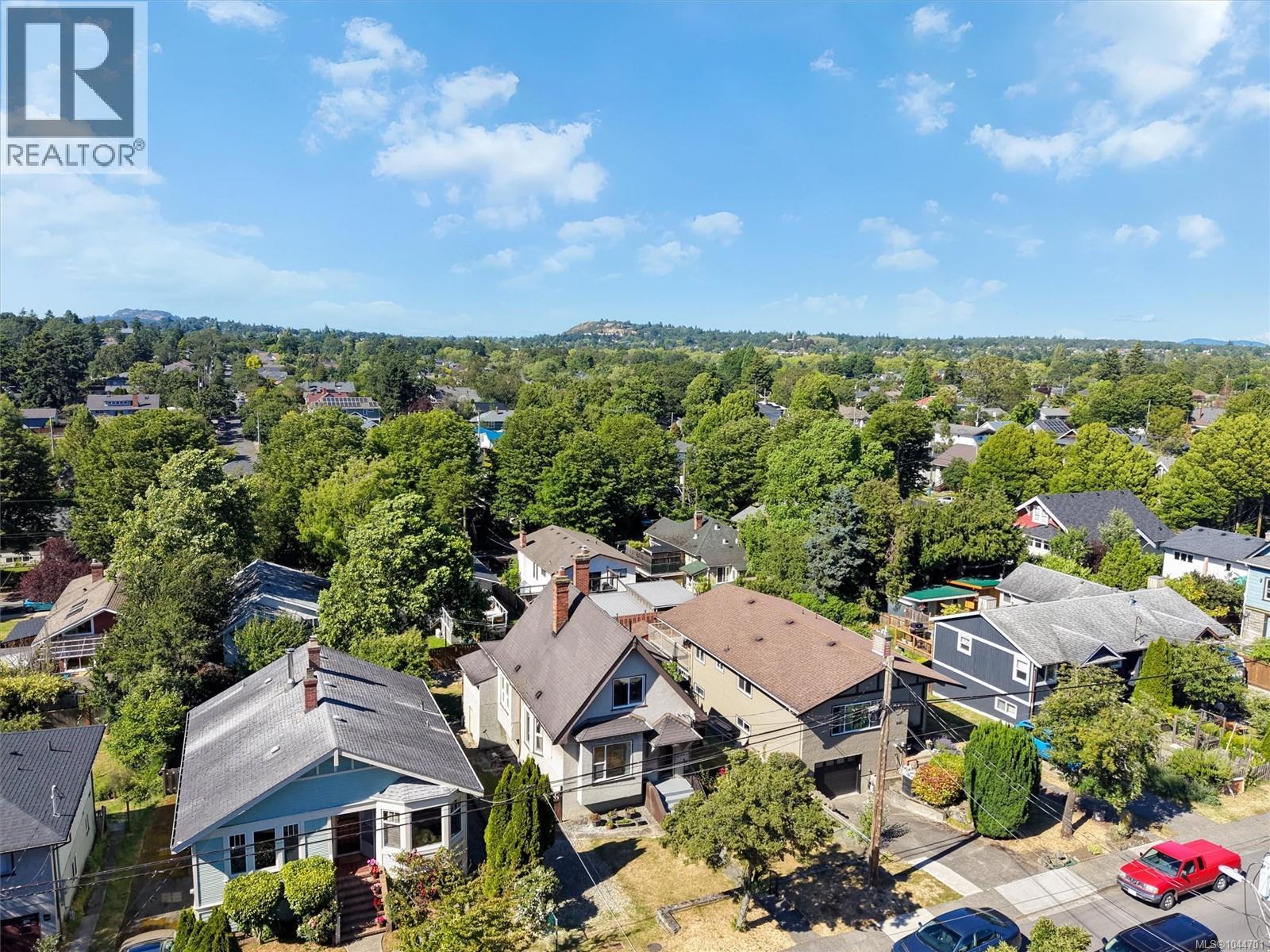 1456 Denman St - 33