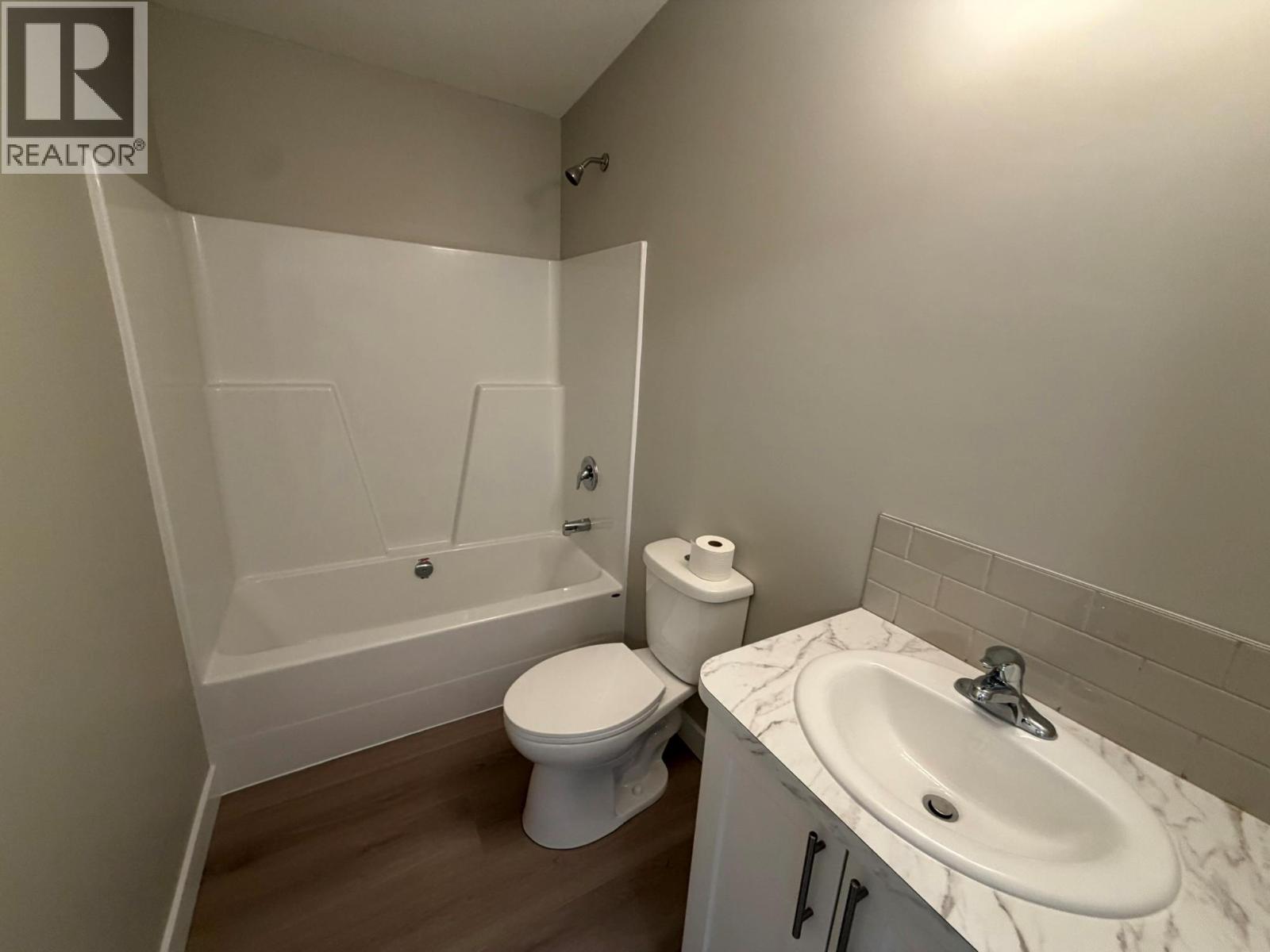 7932 Alpine Road - 35