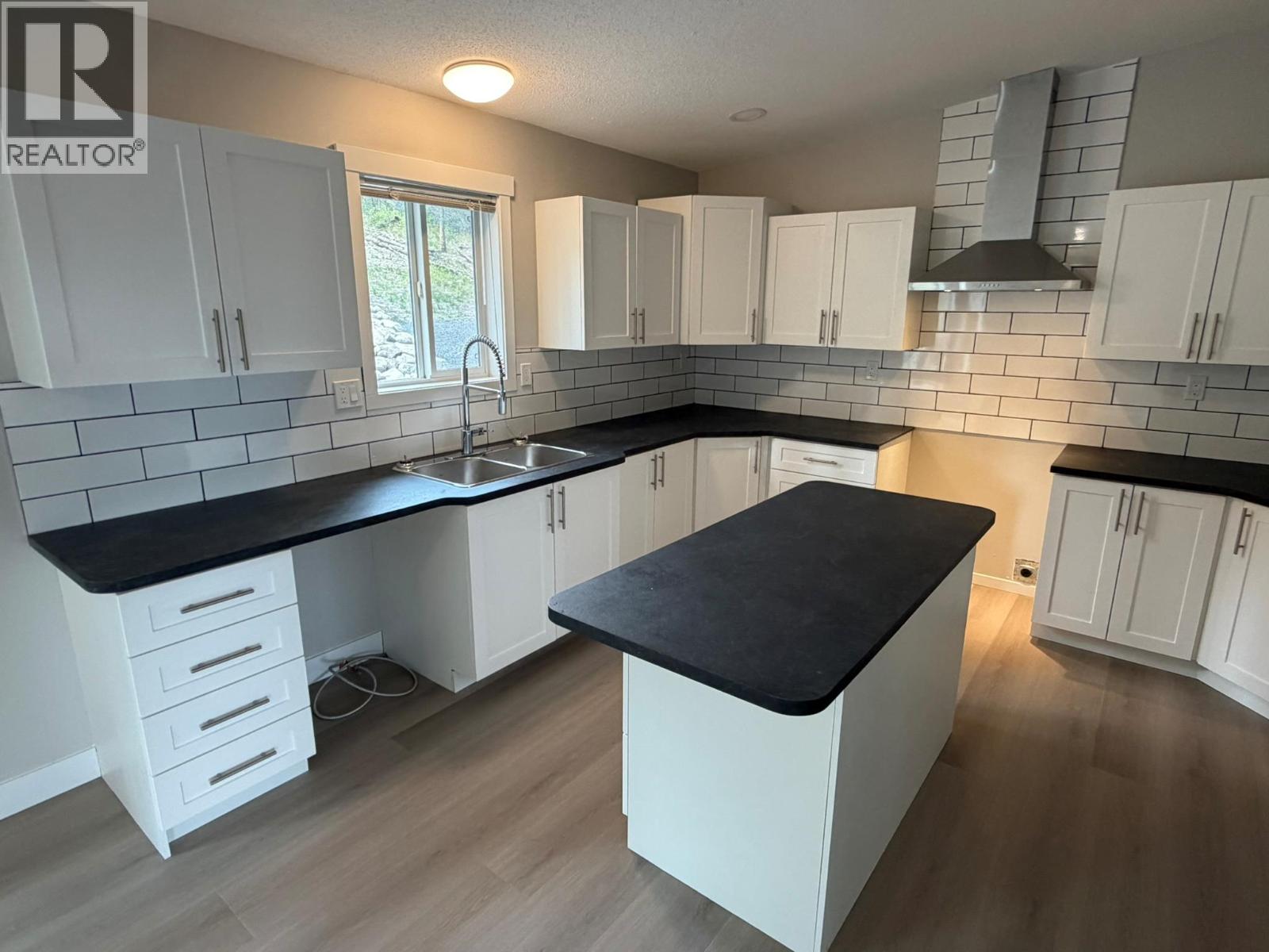 7932 Alpine Road, Kelowna