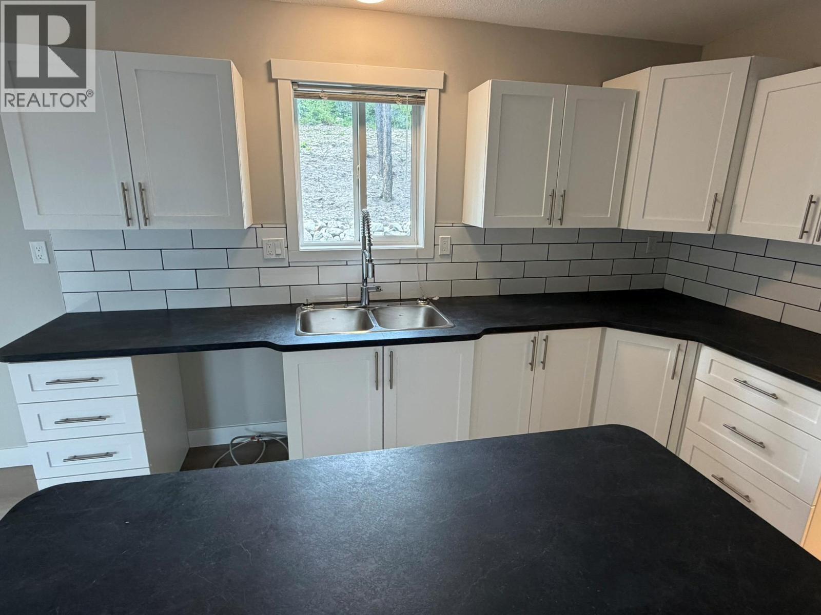 7932 Alpine Road, Kelowna