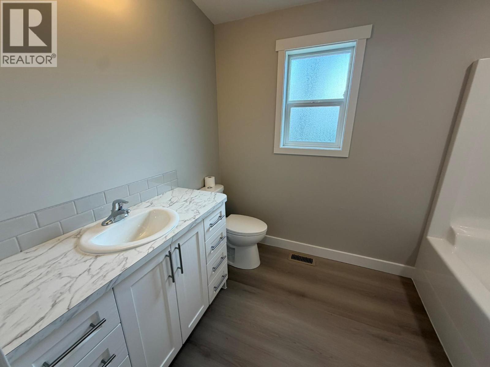 7932 Alpine Road, Kelowna