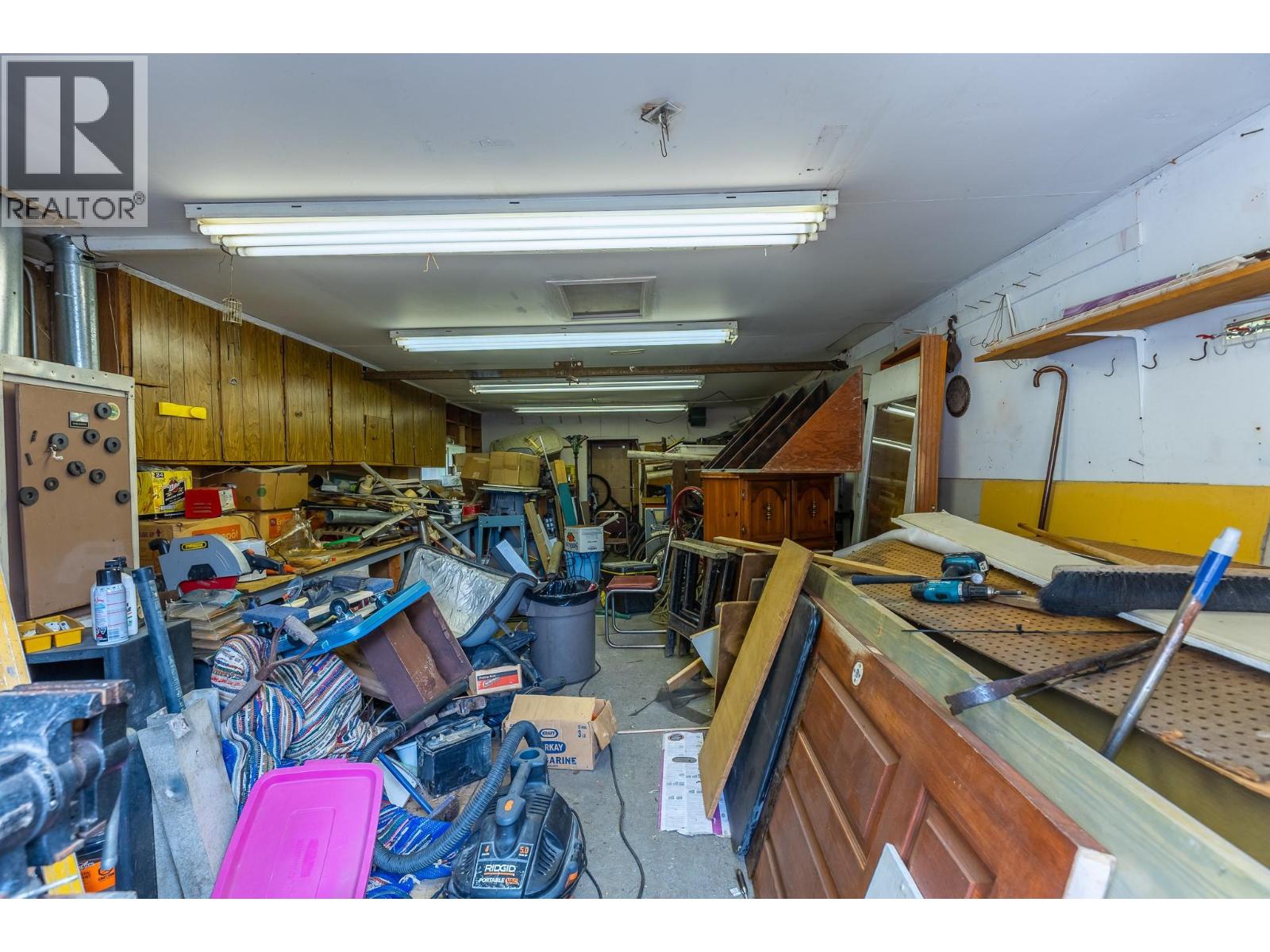3905 26 Street - 40