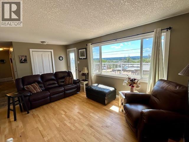 5208 W 54 AVENUE - 21