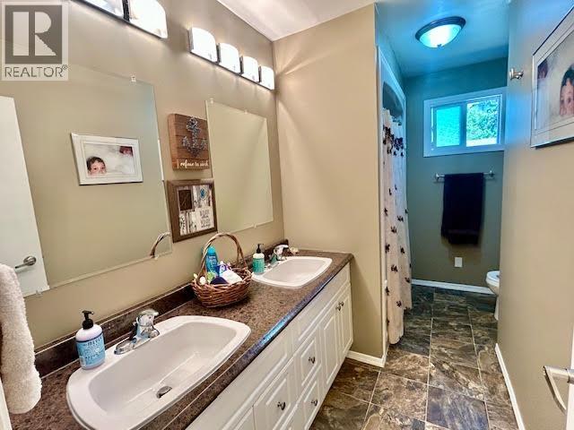 5208 W 54 AVENUE, Fort Nelson