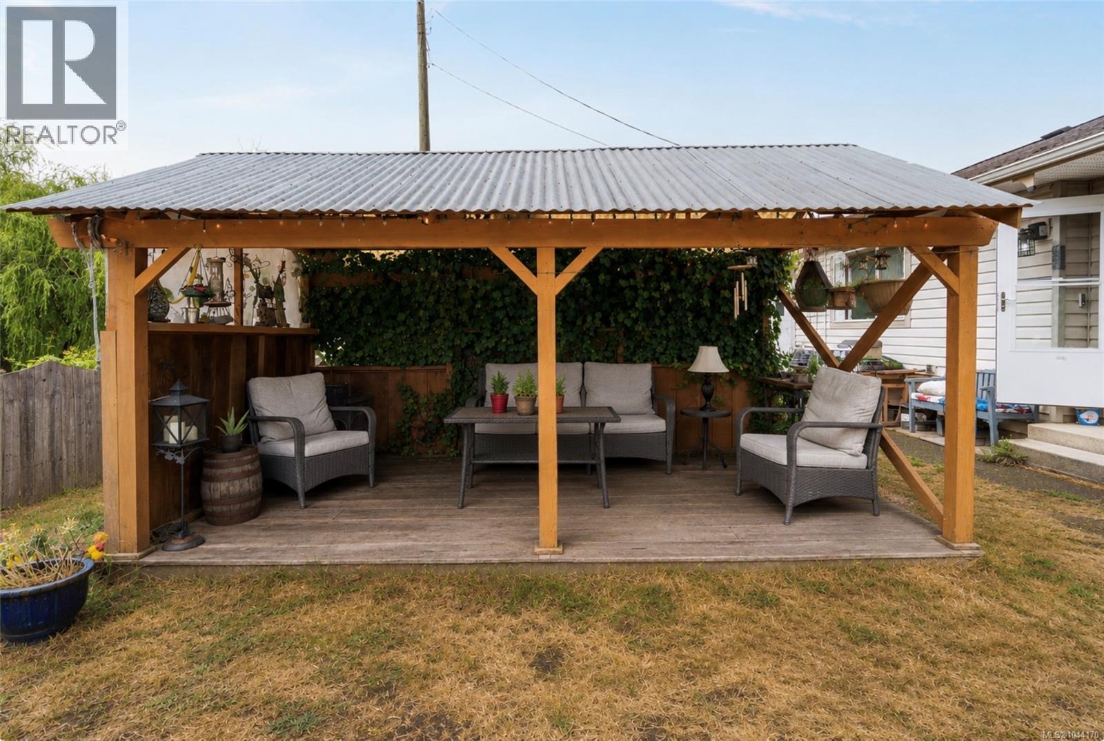 135 Macdonald Rd - Image 23