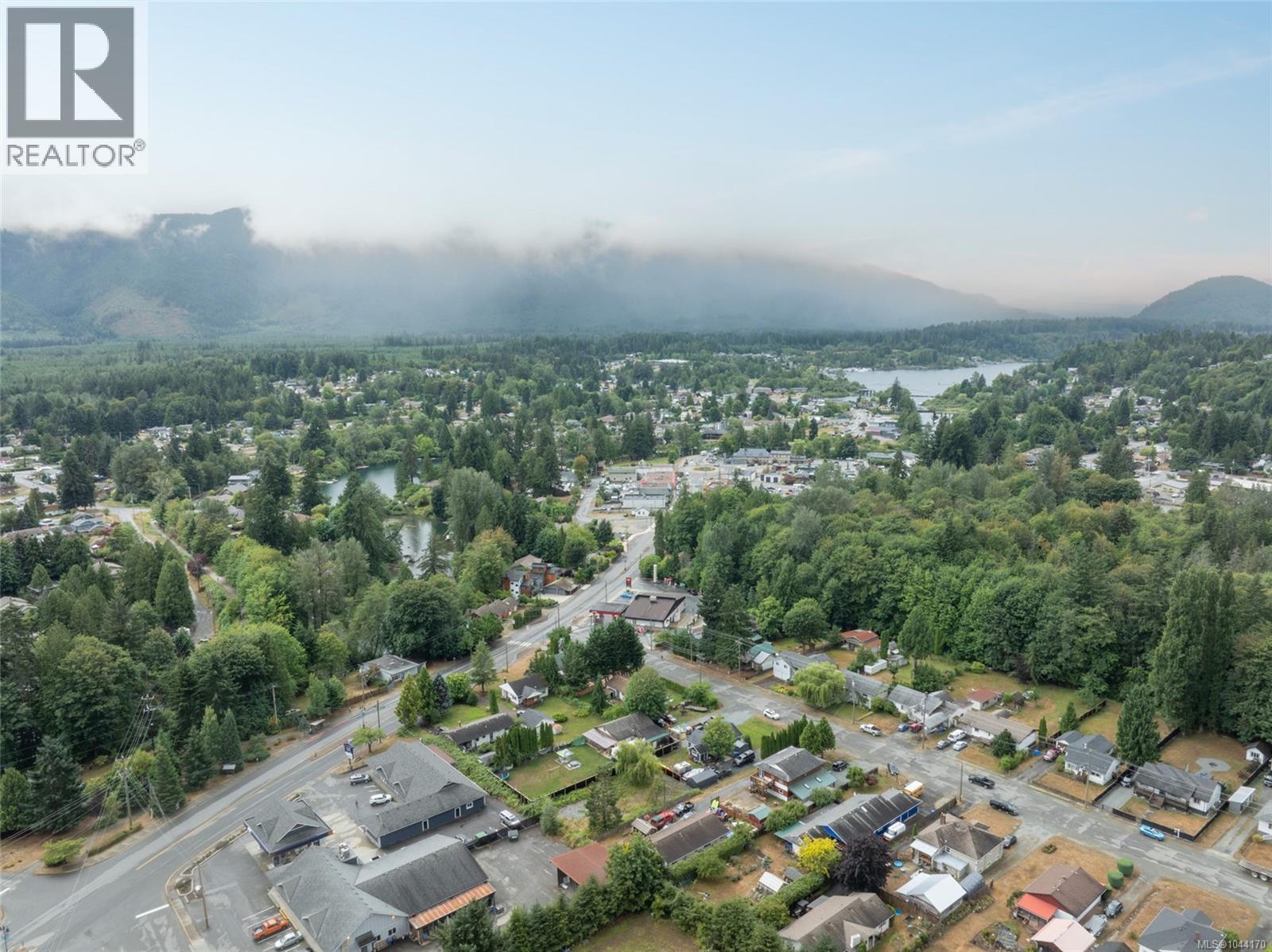 135 Macdonald Rd - Image 26