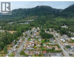 135 Macdonald Rd, Lake Cowichan, BC V0R2G0 Photo 27
