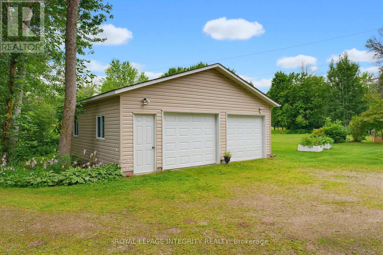 162 FLINTOFF BAY ROAD - Image 32