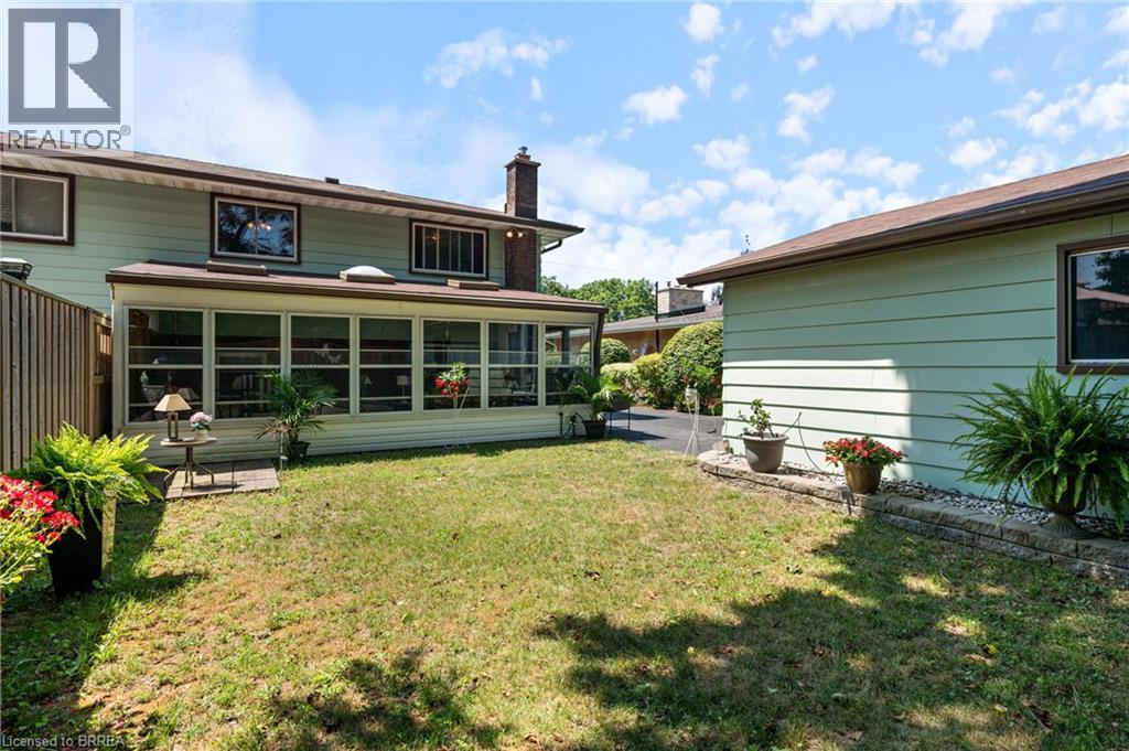 51 A LEE Avenue - 22
