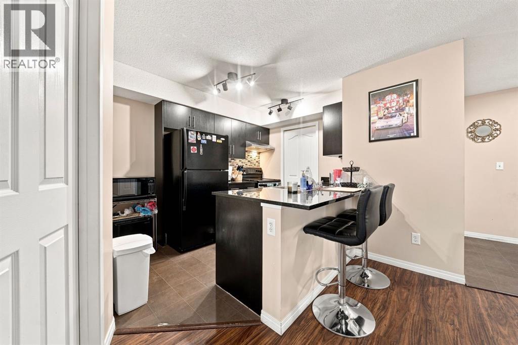 #413 7210 80 Avenue NE - 10