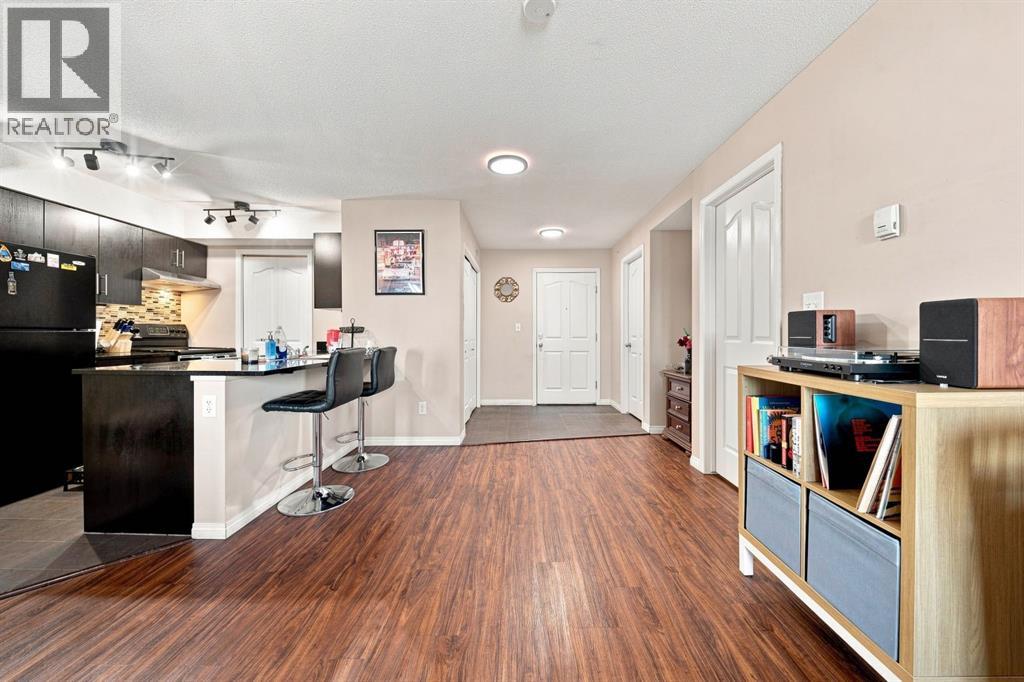 #413 7210 80 Avenue NE - 12