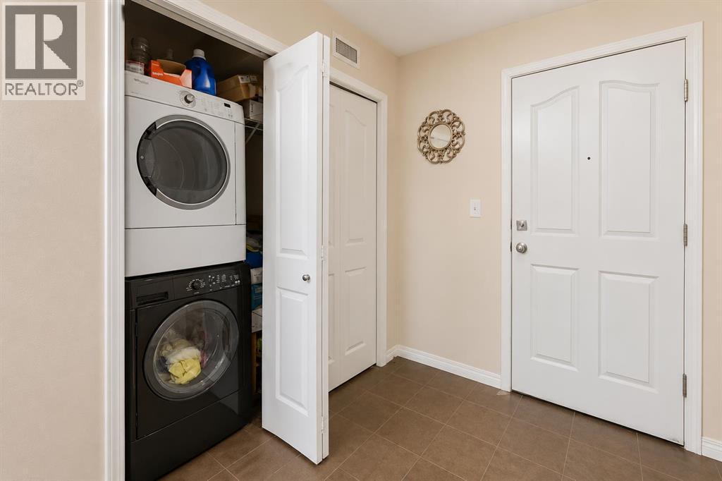 #413 7210 80 Avenue NE - 22