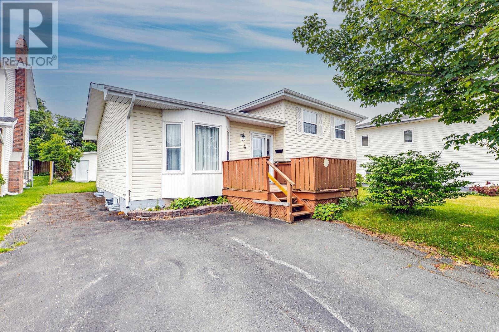 4 Melrose Place, St.John's — photo 2