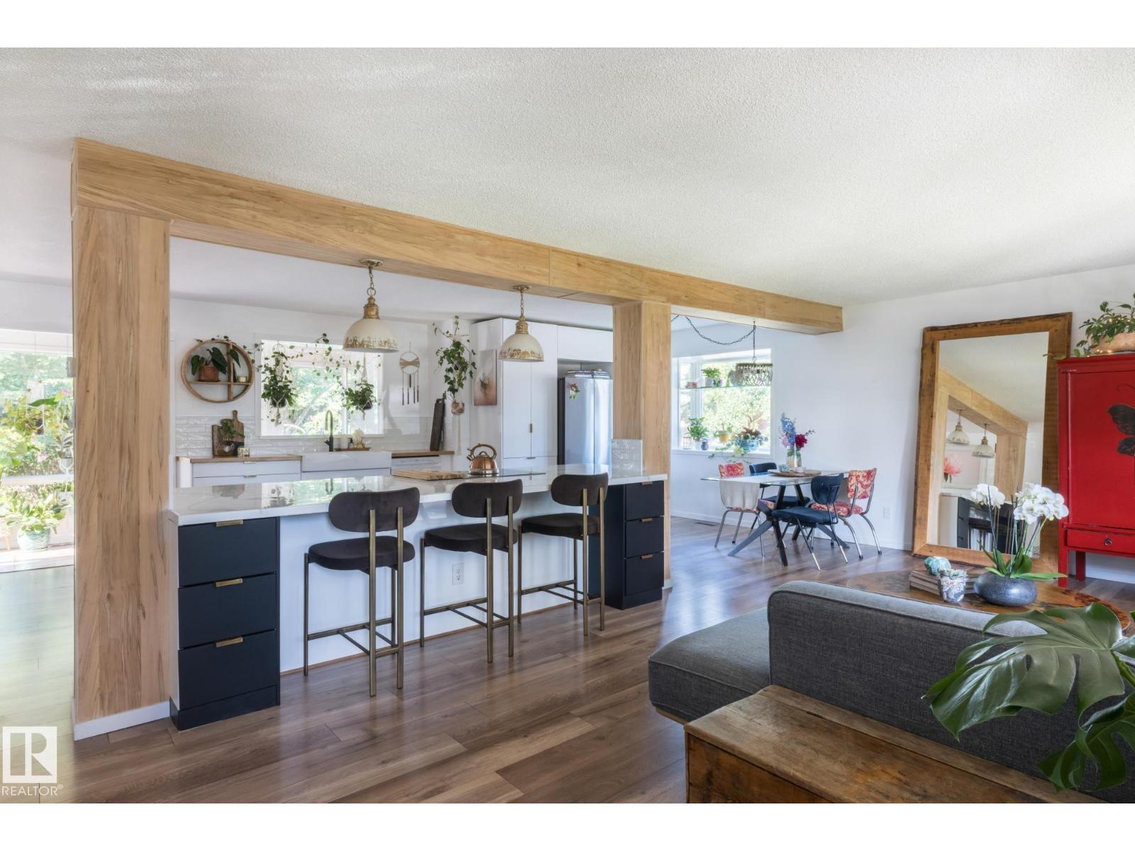 2012 GARLAND CT, Glen Allan, Sherwood Park photo 2