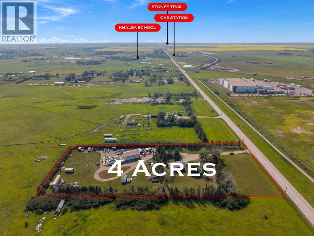 283055 Township Road 250 - 1