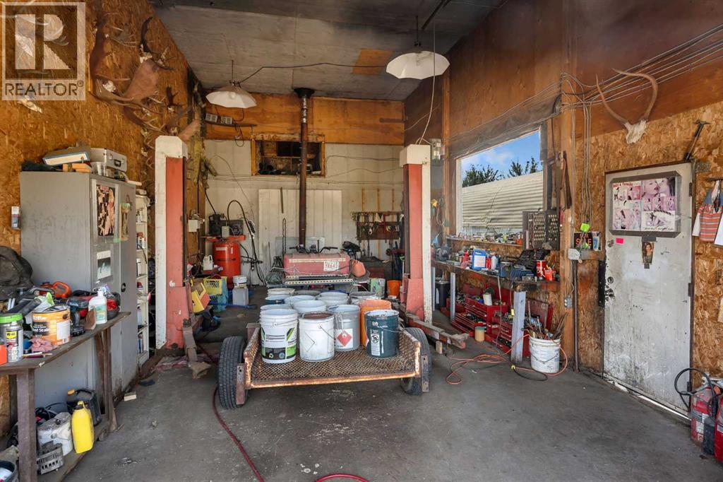 283055 Township Road 250 - 38