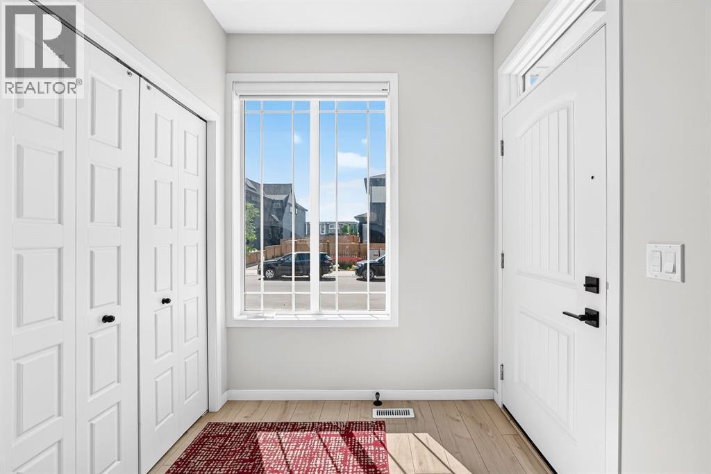 20 Corner Glen Avenue NE - 5