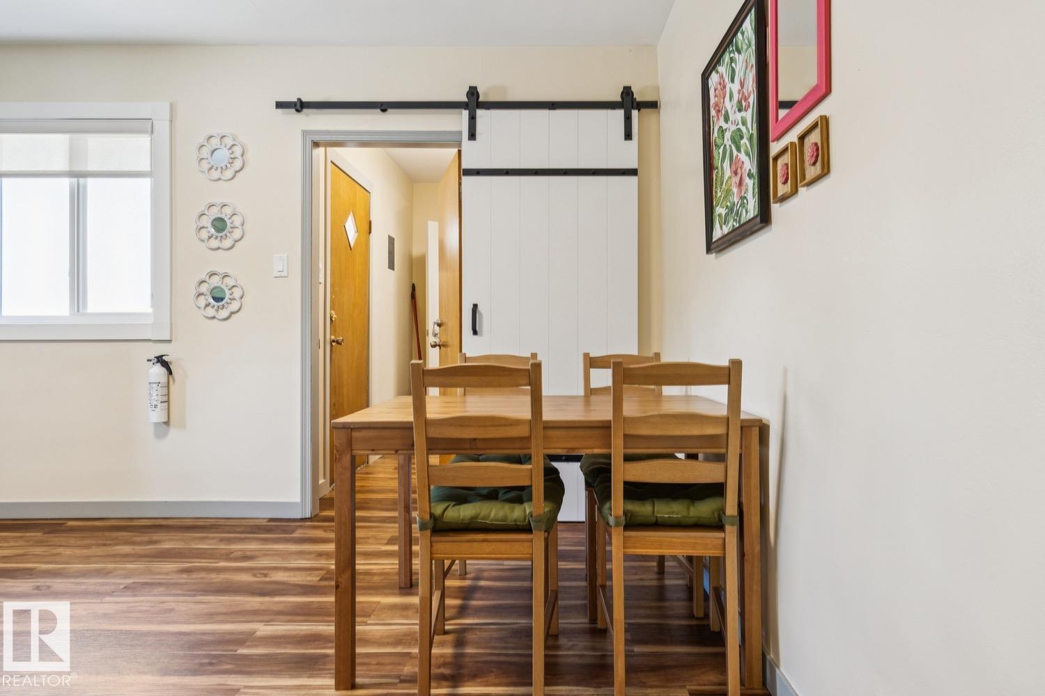 11625 83 ST NW - 10