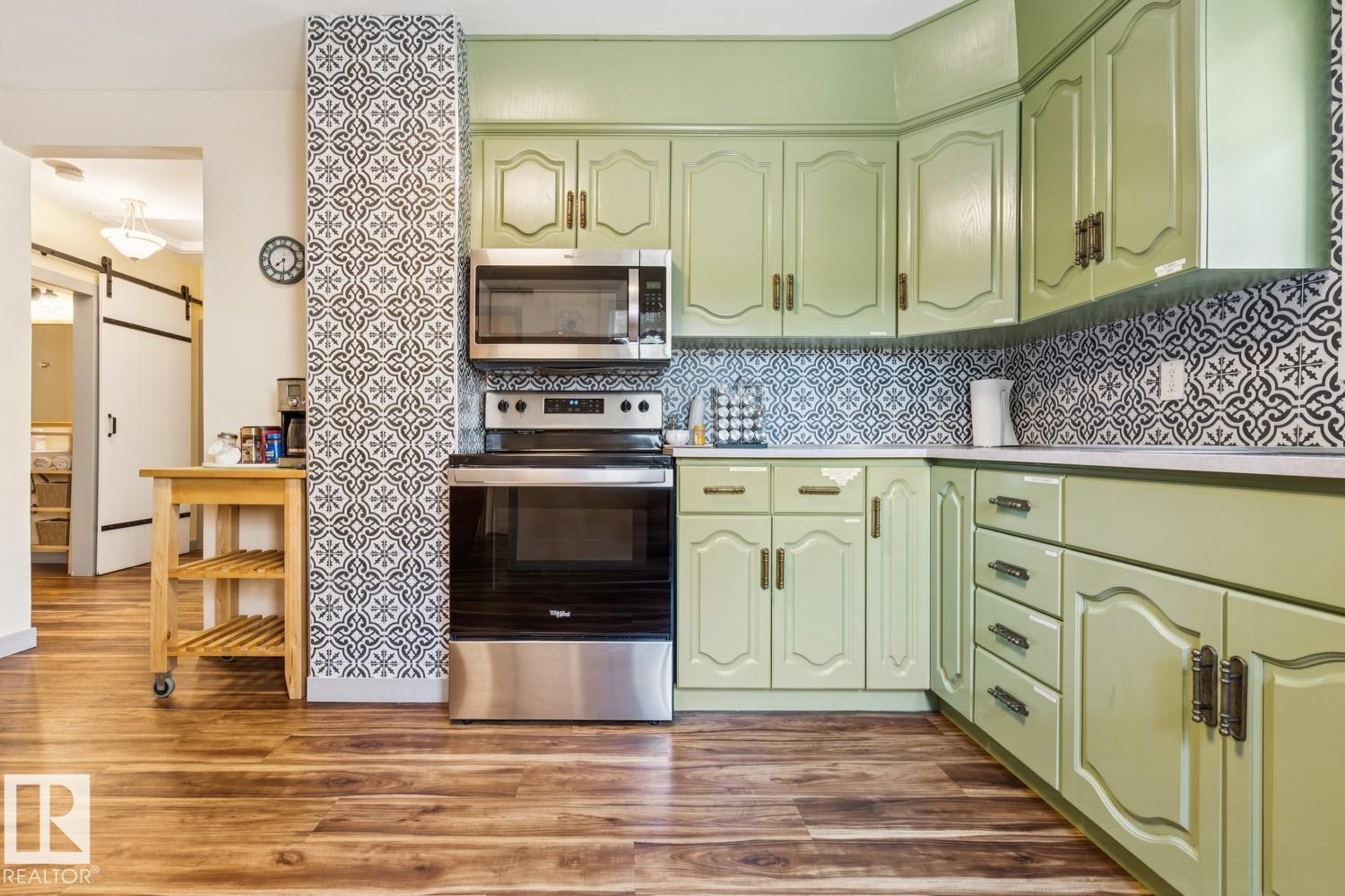 11625 83 ST NW - Image 14