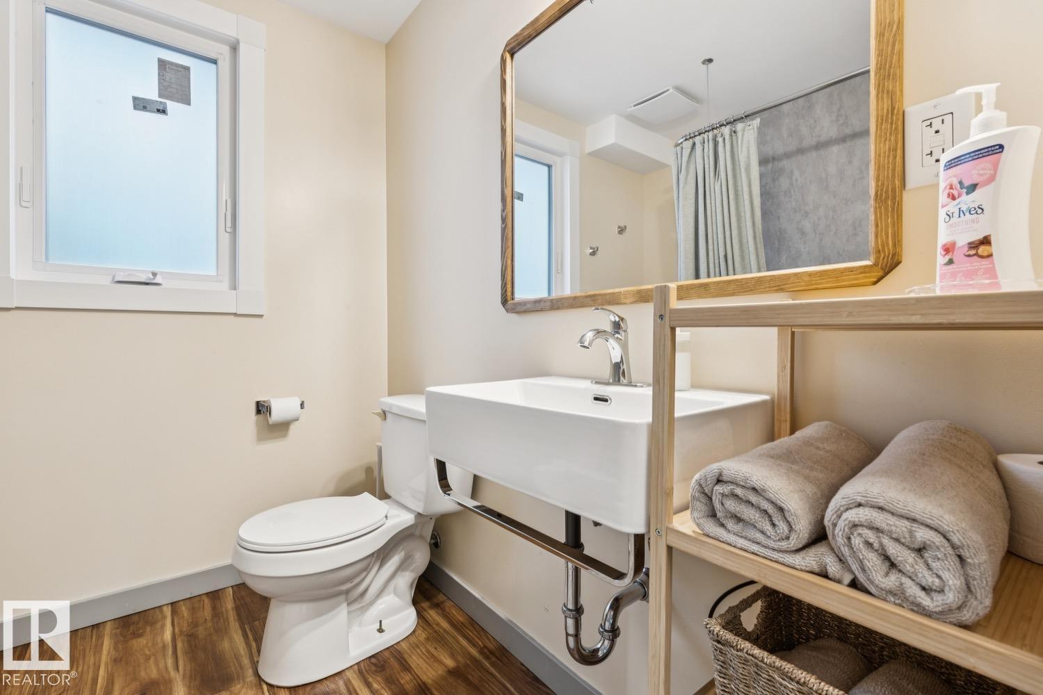 11625 83 ST NW - 20