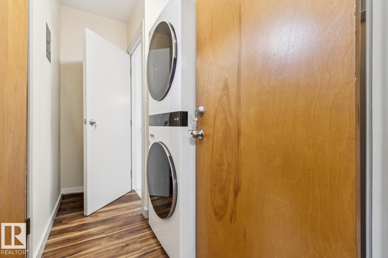 11625 83 ST NW - 24