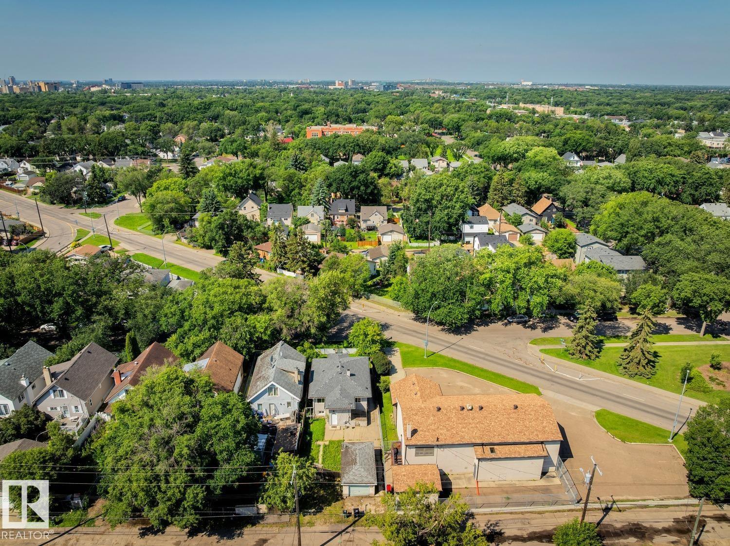 11625 83 ST NW - 46