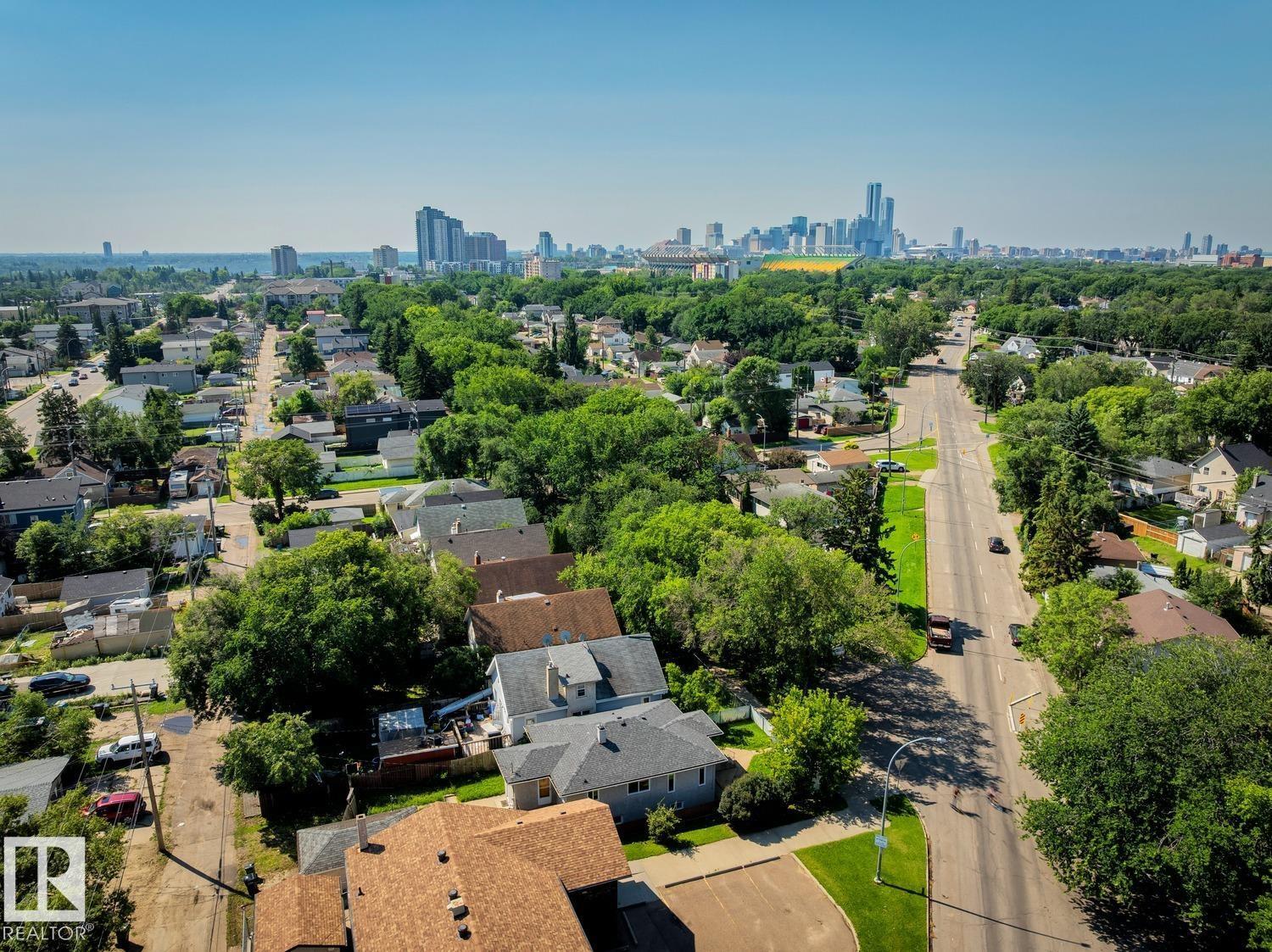 11625 83 ST NW - 49