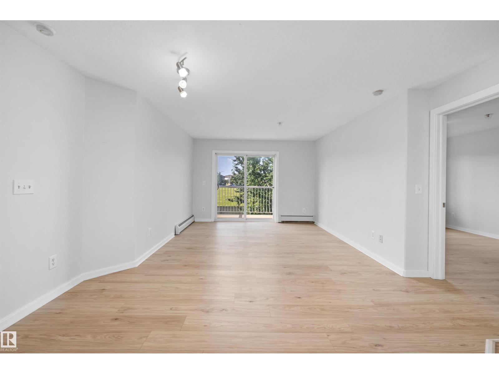 #221 240 SPRUCE RIDGE RD - 12