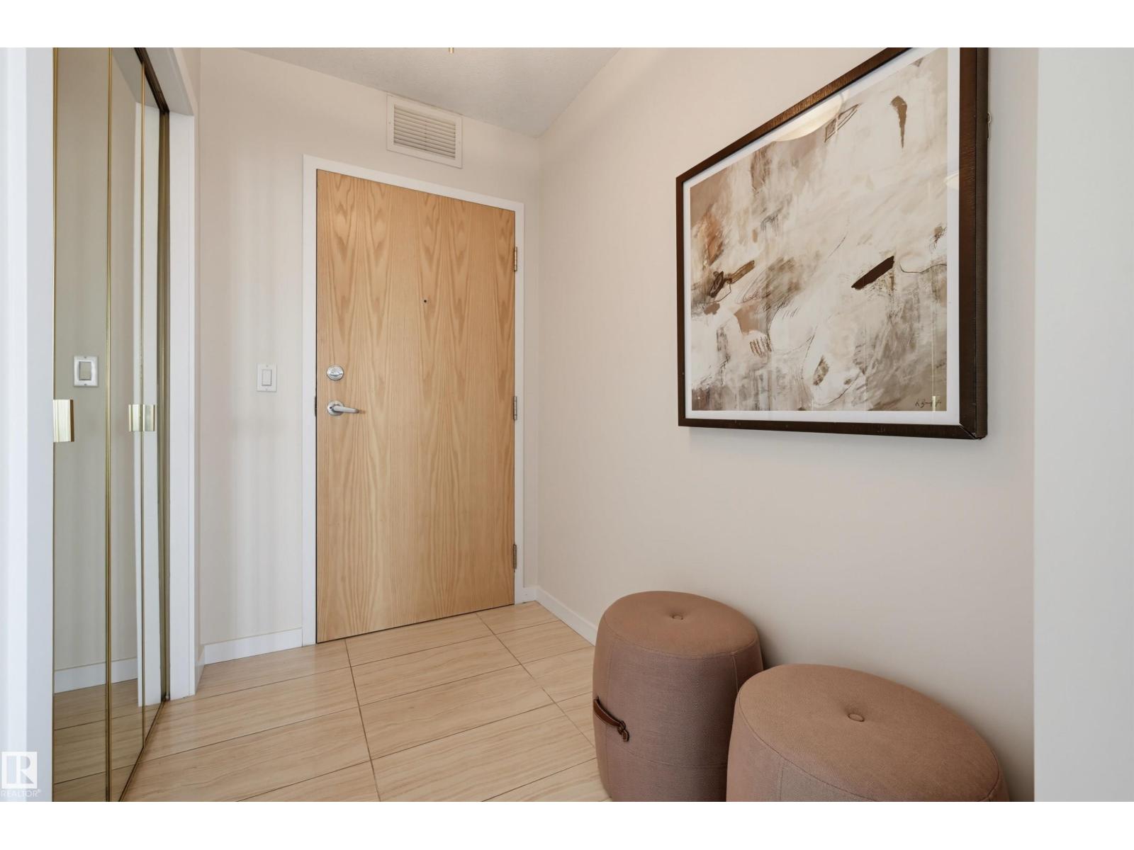 #1003 12319 JASPER AV NW - 15