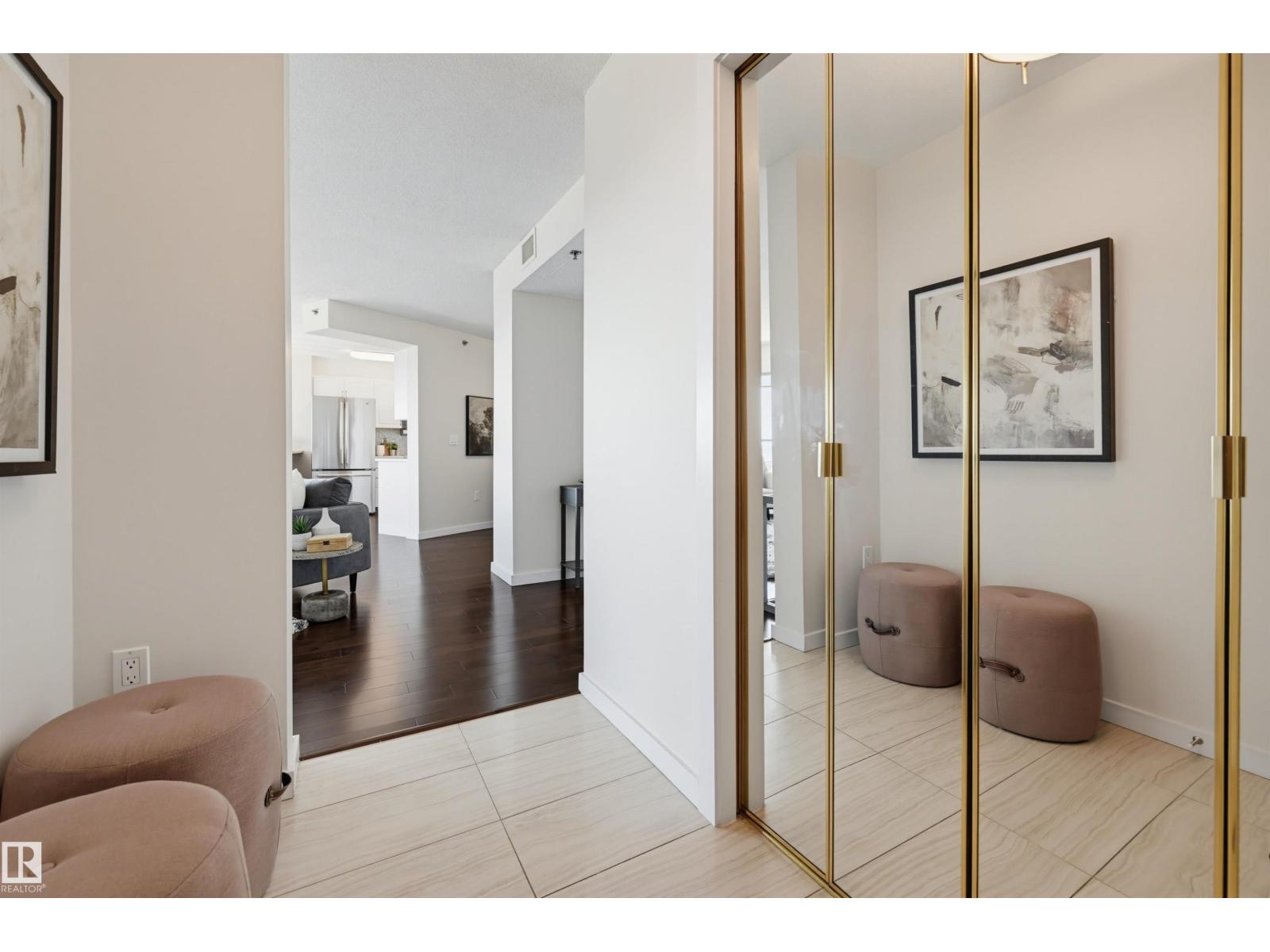 #1003 12319 JASPER AV NW - 16