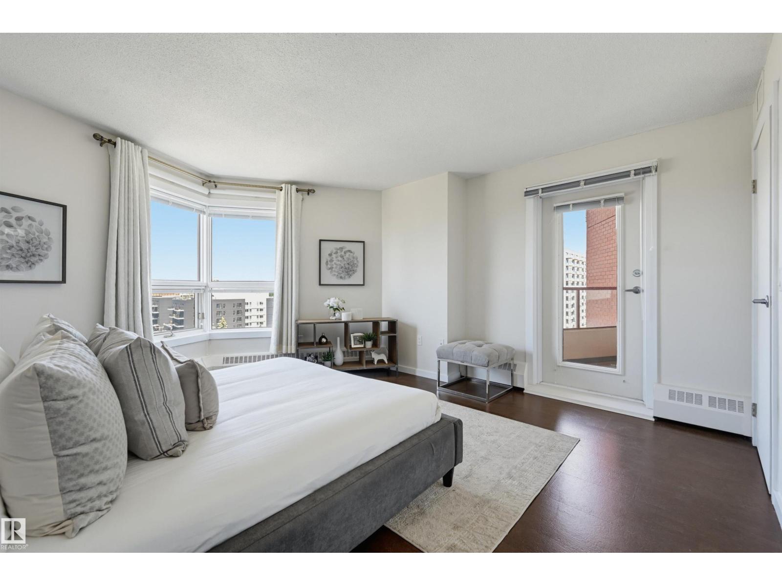 #1003 12319 JASPER AV NW - 18
