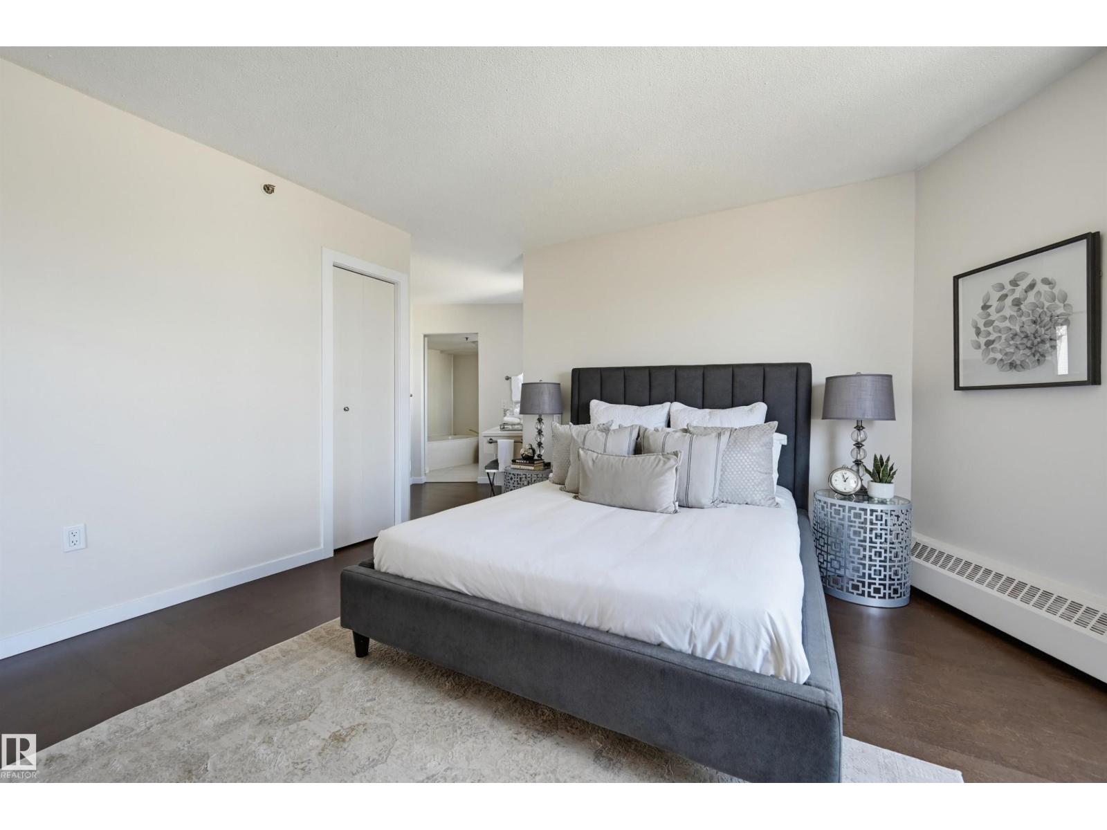 #1003 12319 JASPER AV NW - 19