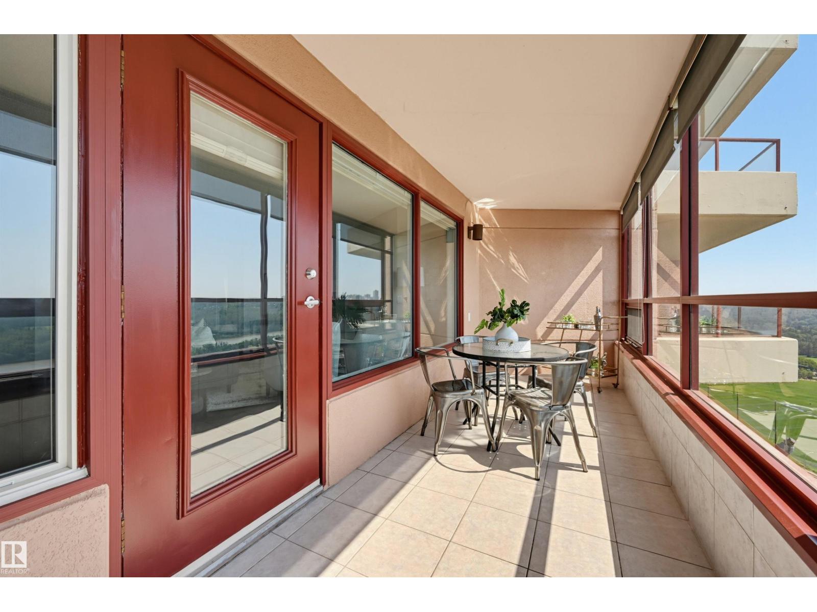 #1003 12319 JASPER AV NW - Image 32