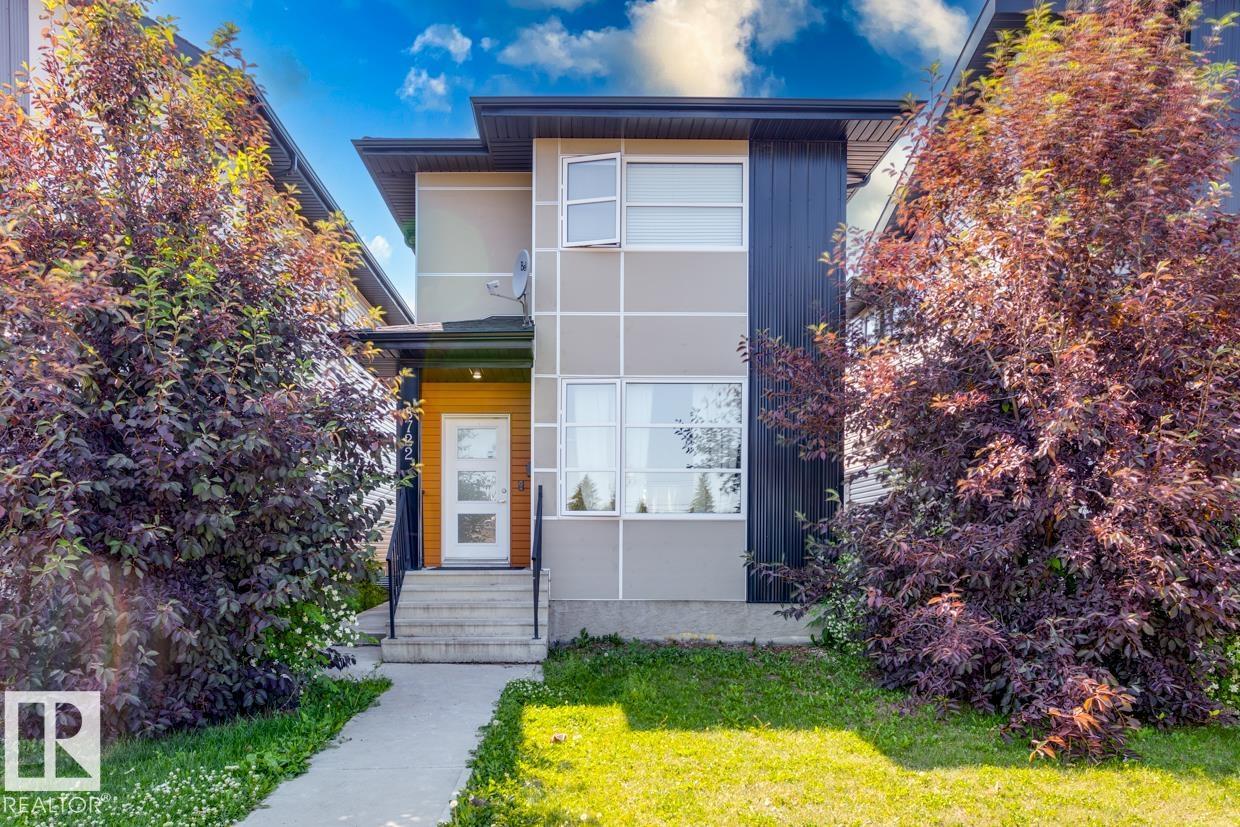 8722 150 ST NW - 1