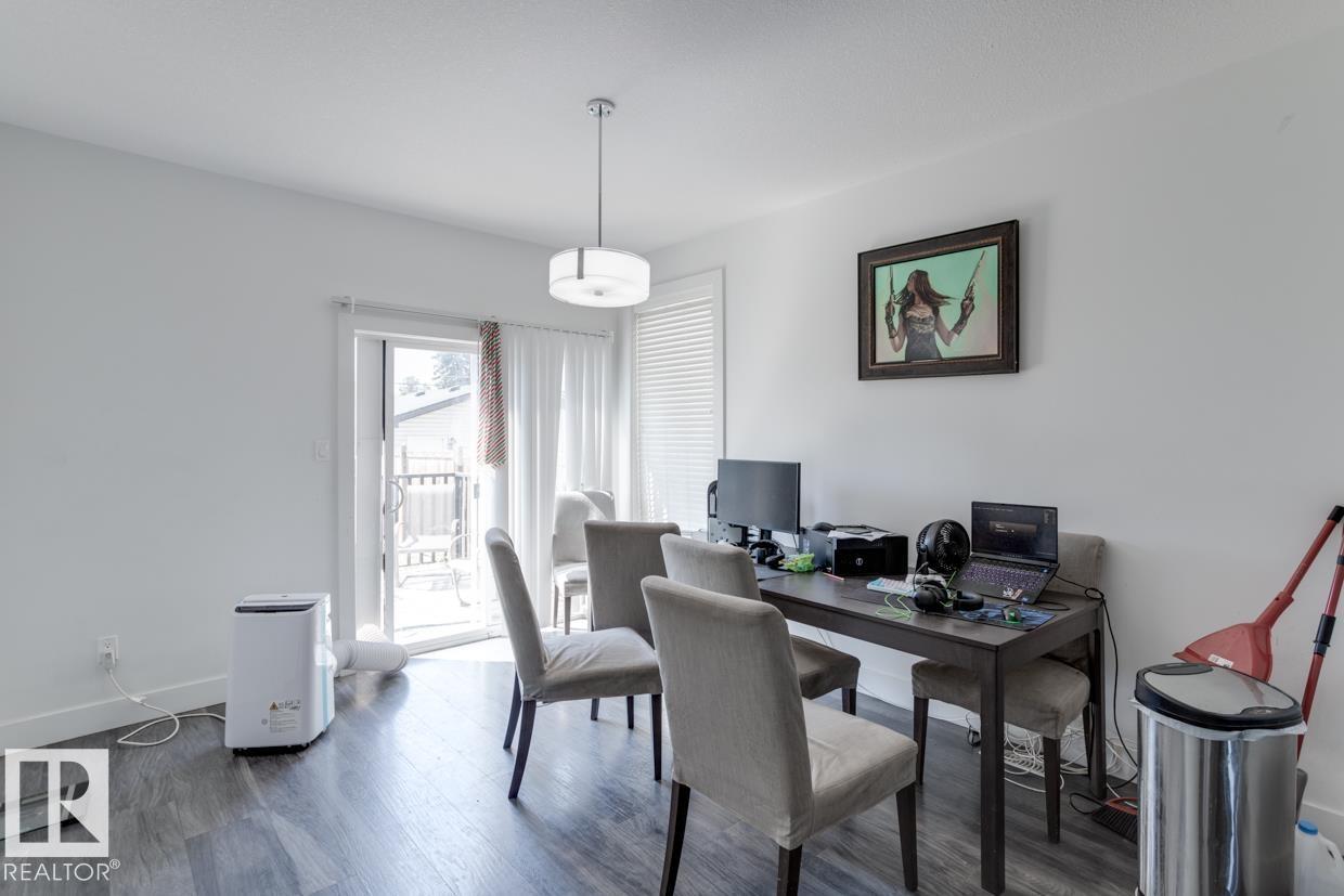 8722 150 ST NW - 11