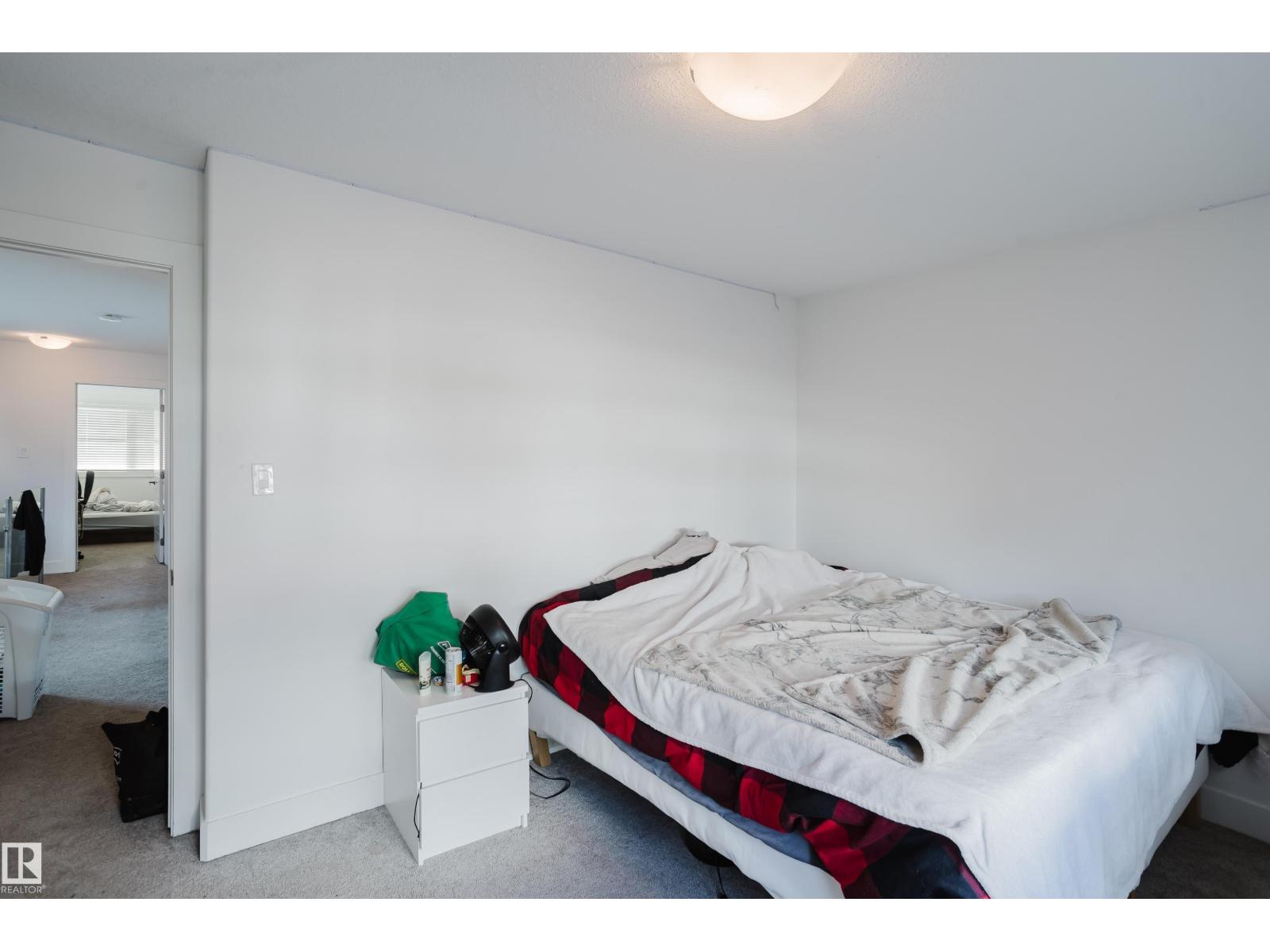 8722 150 ST NW - 20