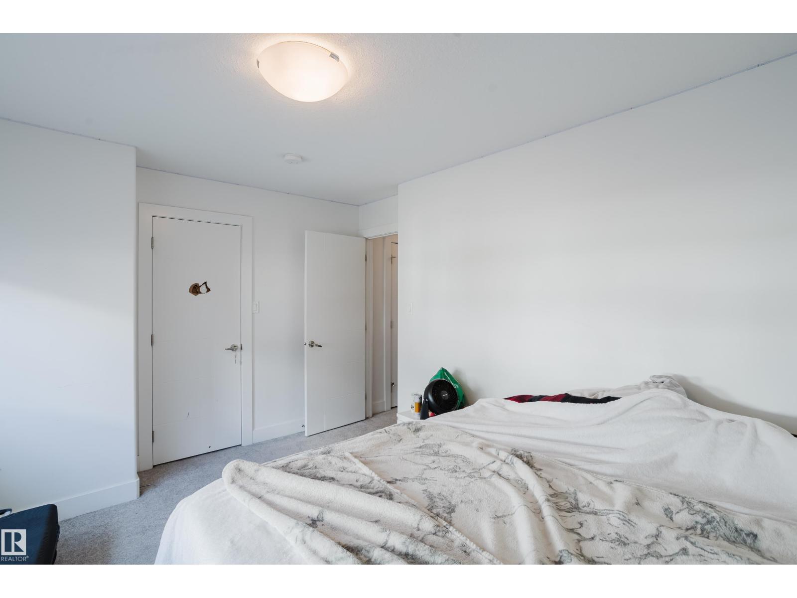 8722 150 ST NW - 21