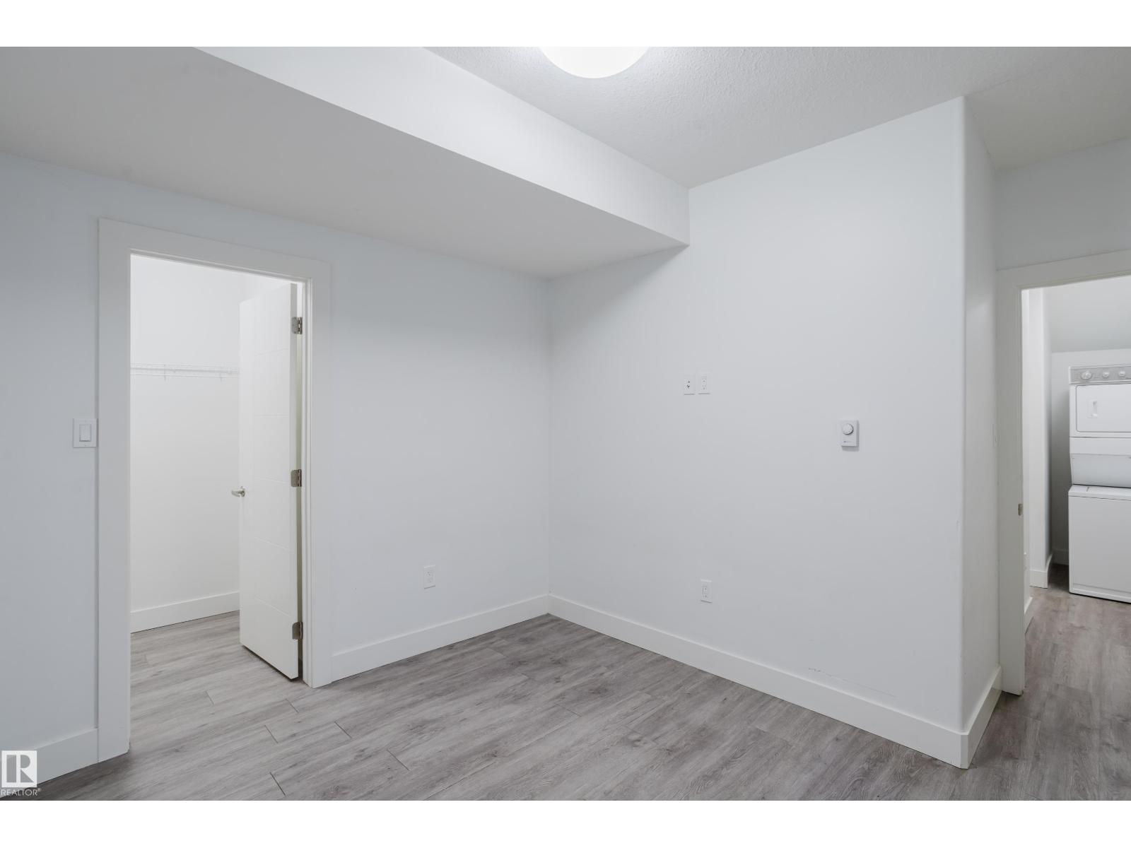 8722 150 ST NW - 31