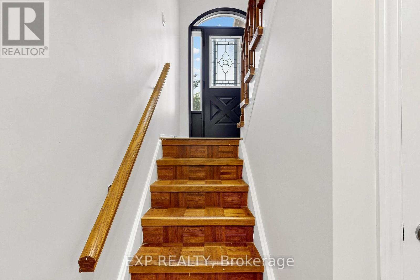 29 MIKADO CRESCENT N - Image 30