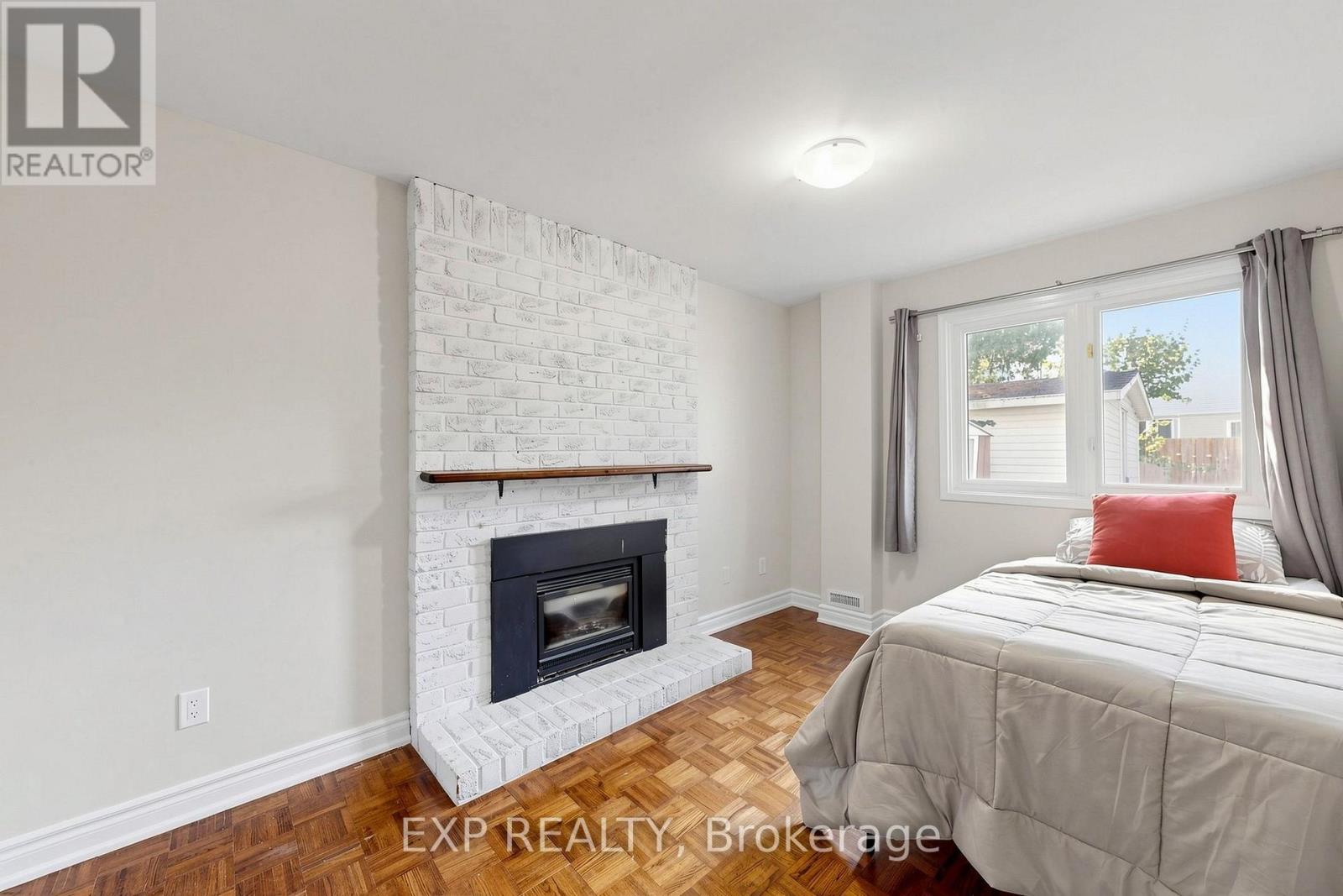 29 MIKADO CRESCENT N - Image 40