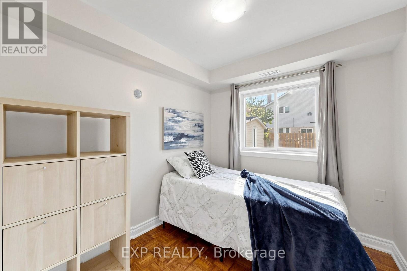 29 MIKADO CRESCENT N - Image 43