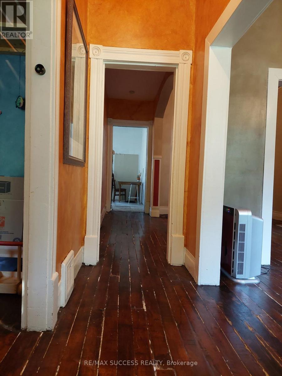 243 HARVEY STREET W - 6