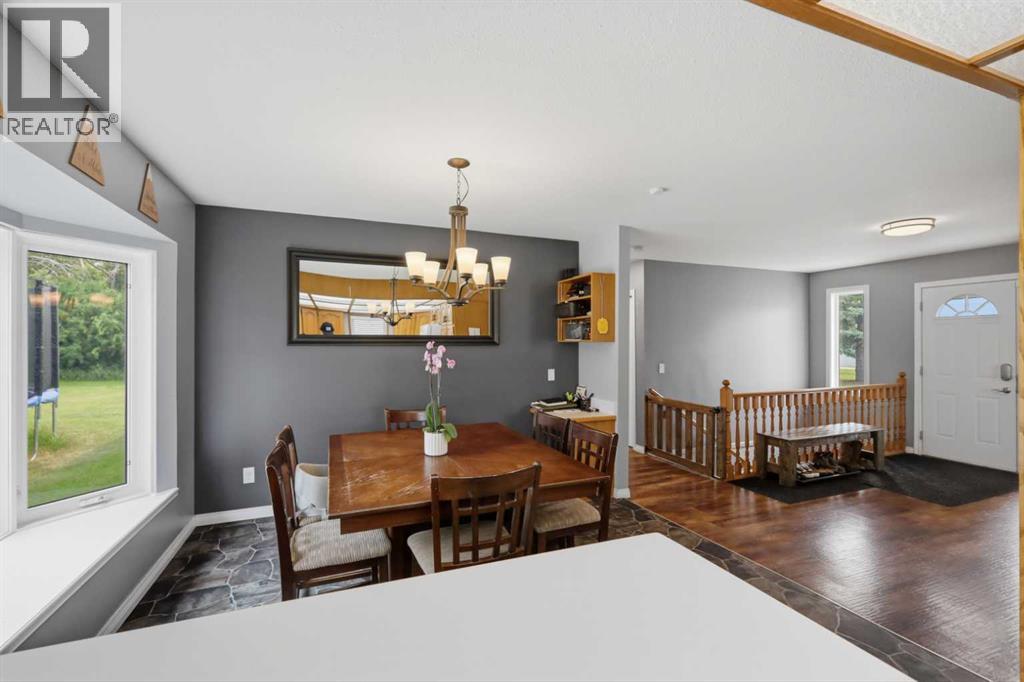 40102 Highway 815, Rural Lacombe County