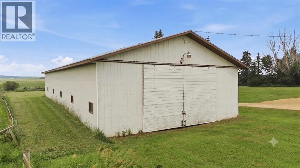 40102 Highway 815, Rural Lacombe County