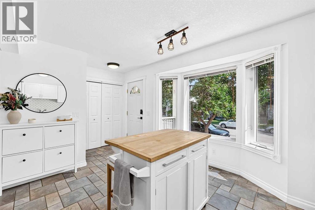 357 Regal Park NE - 15