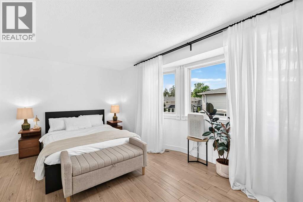 357 Regal Park NE - 23